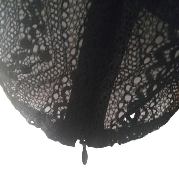 Nasty Gal Lace O Ring Black Flutter Bell Sleeves Top Size 8 - Picture 8 of 10